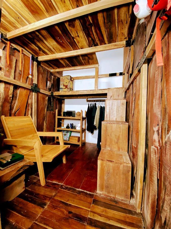 The Gk House Hostel, Ecolliving, Central City, Natural Wooden, Chill View Rooftop, Restaurant And Cocktail Bar Хошимін Екстер'єр фото