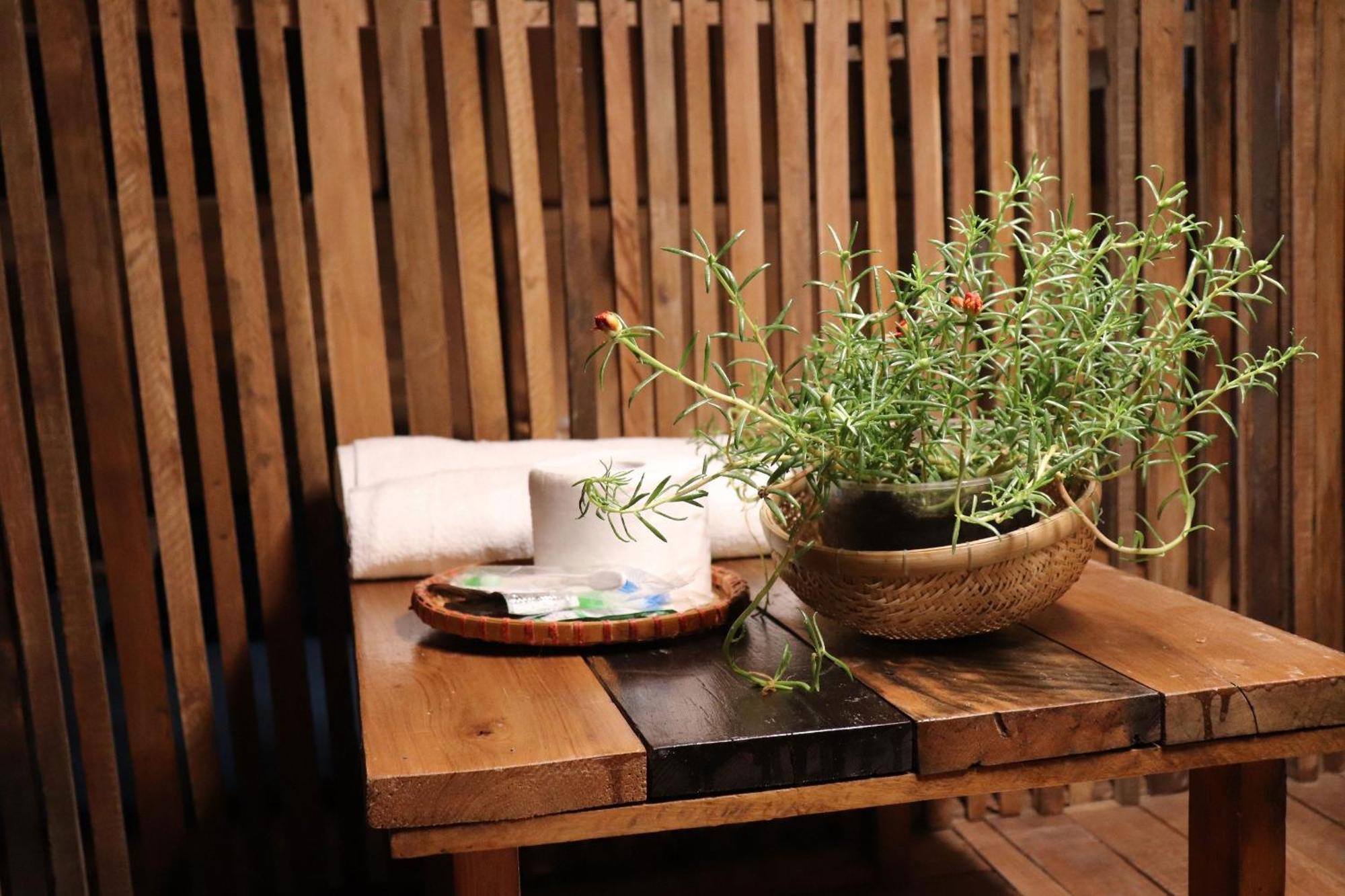 The Gk House Hostel, Ecolliving, Central City, Natural Wooden, Chill View Rooftop, Restaurant And Cocktail Bar Хошимін Екстер'єр фото