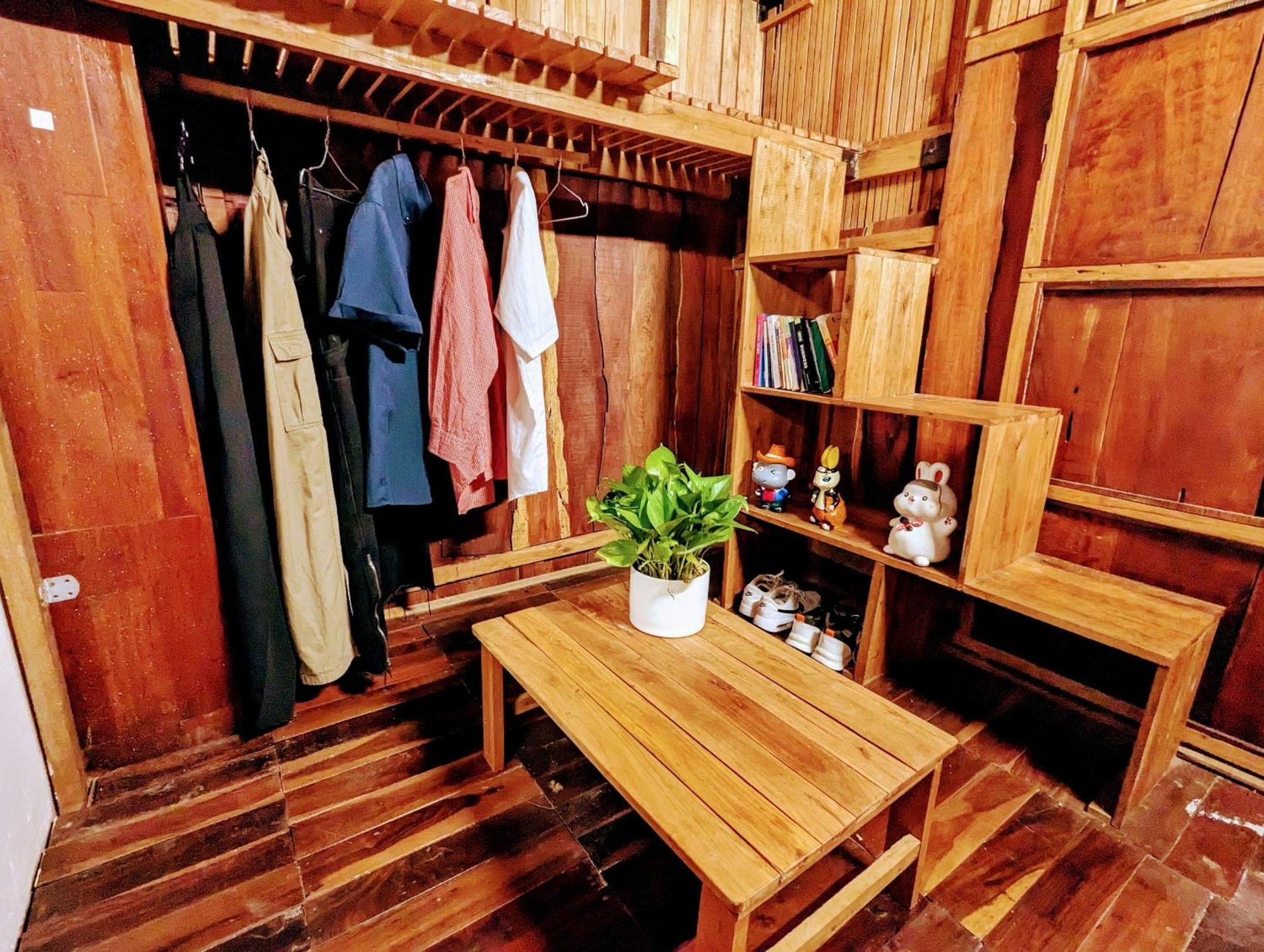 The Gk House Hostel, Ecolliving, Central City, Natural Wooden, Chill View Rooftop, Restaurant And Cocktail Bar Хошимін Екстер'єр фото