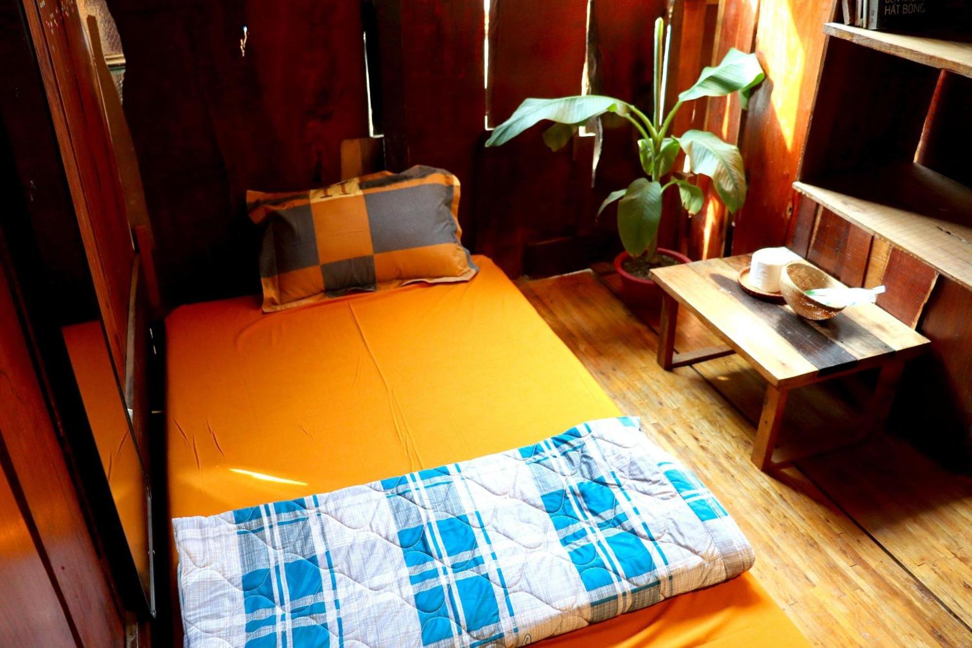 The Gk House Hostel, Ecolliving, Central City, Natural Wooden, Chill View Rooftop, Restaurant And Cocktail Bar Хошимін Екстер'єр фото