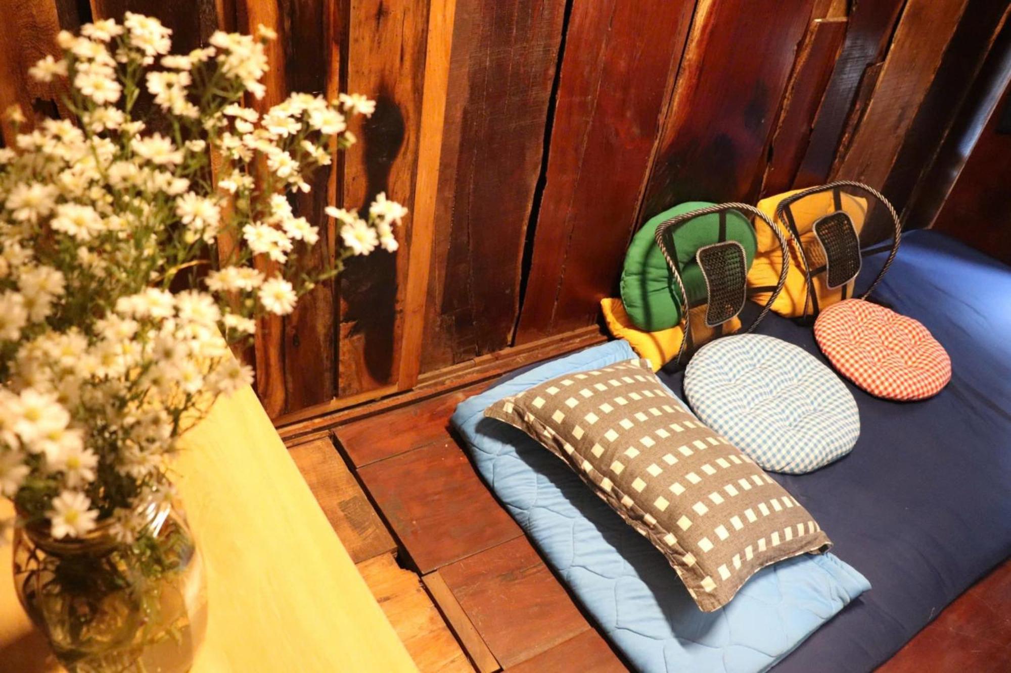 The Gk House Hostel, Ecolliving, Central City, Natural Wooden, Chill View Rooftop, Restaurant And Cocktail Bar Хошимін Екстер'єр фото